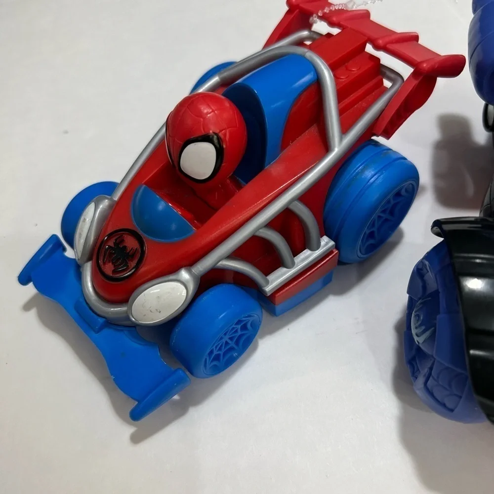 Spiderman Red and Blue Action Vehicle Set